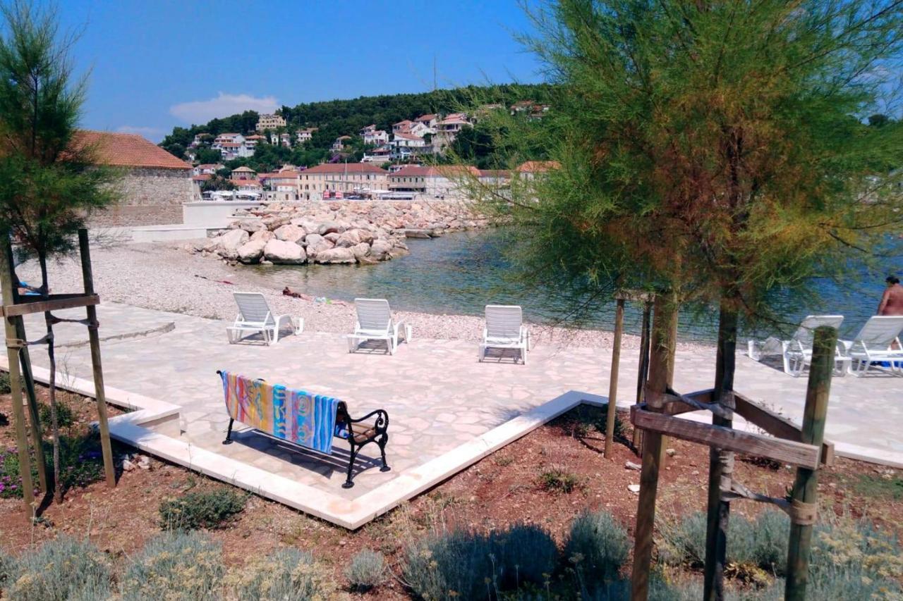 Apartments With A Parking Space Jelsa, Hvar - 8713 Jelsa  Exteriör bild